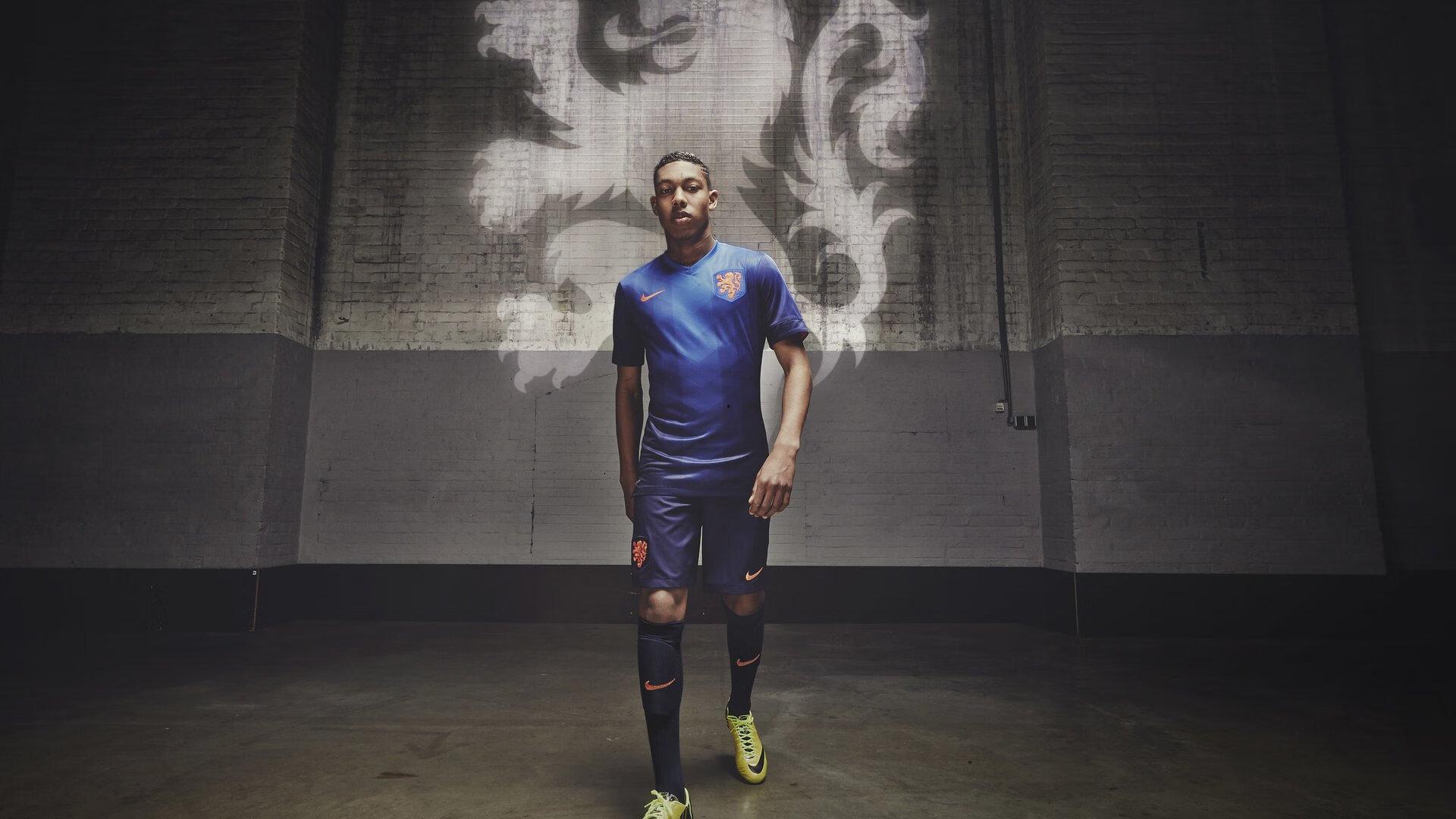 半场三分雨！自由人神射15中6，外线命中率高达40%引爆球场