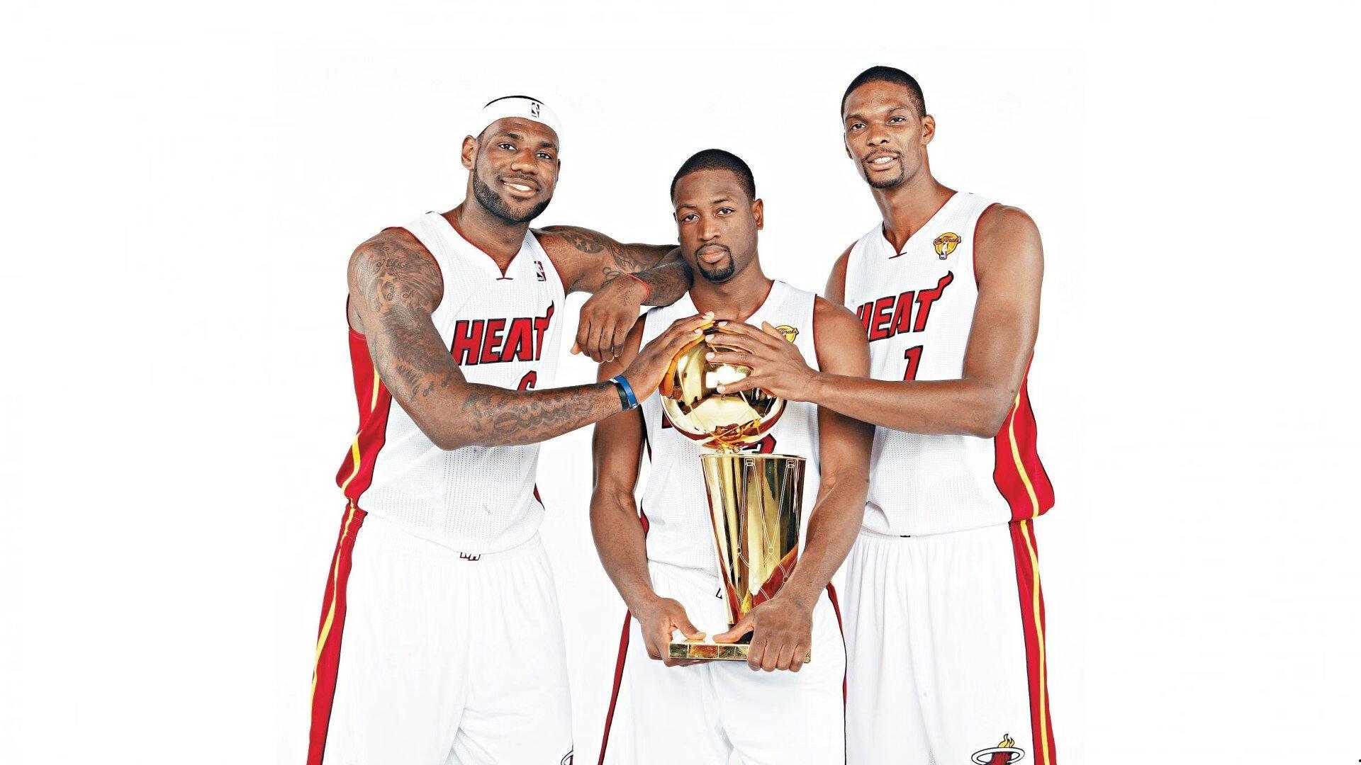 美国杨毅，我1000%支持詹姆斯 莫雷快出来别躲着！