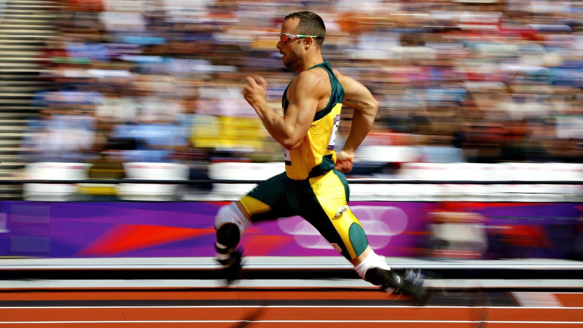 于帕梅卡诺坦承防守失误，法国后防线站位问题引发热议